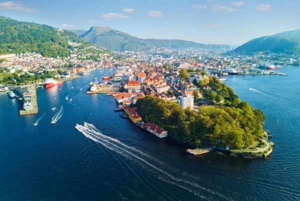Oslo, Bergen és a norvég fjordok - csoportos körutazás magyar idegenvezetéssel 2027.05.12-16.