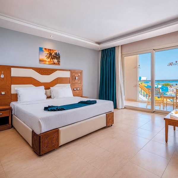 Kairó - Alexandria (3 éj) + Hurghada (4 éj)