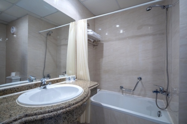 Bella Vista Hotel & Resort - 12 éjszakás