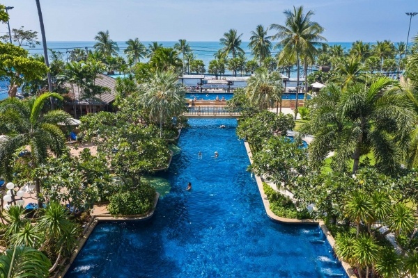 Hotel Century Park + Hotel Jomtien Palm Beach