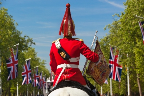 TAVASZKÖSZÖNTŐ LONDONBAN REPÜLŐVEL - NAGY-BRITANNIA VÁROSLÁTOGATÁS
