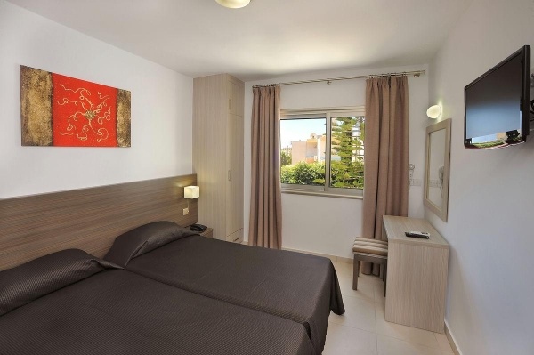 Petrosana Hotel Apartments ***