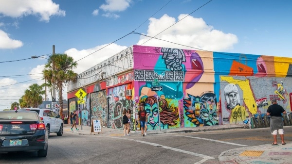 MIAMI BEACH VARÁZSA ****