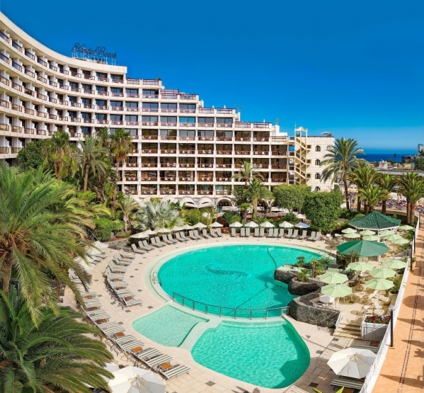 SEASIDE SANDY BEACH ****