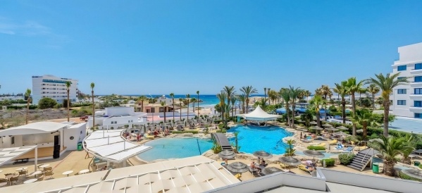 TASIA MARIS BEACH AND SPA ****